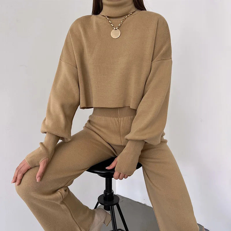 Conjunto de Top Alto y Pantalón