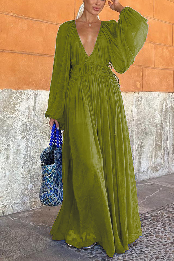 Vestido largo de gasa con cintura fruncida
