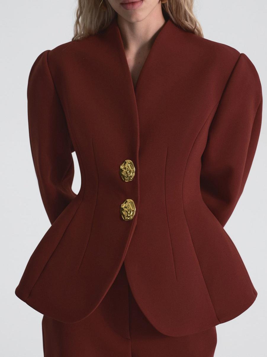 Conjunto de blazer y pantalón peplum burdeos